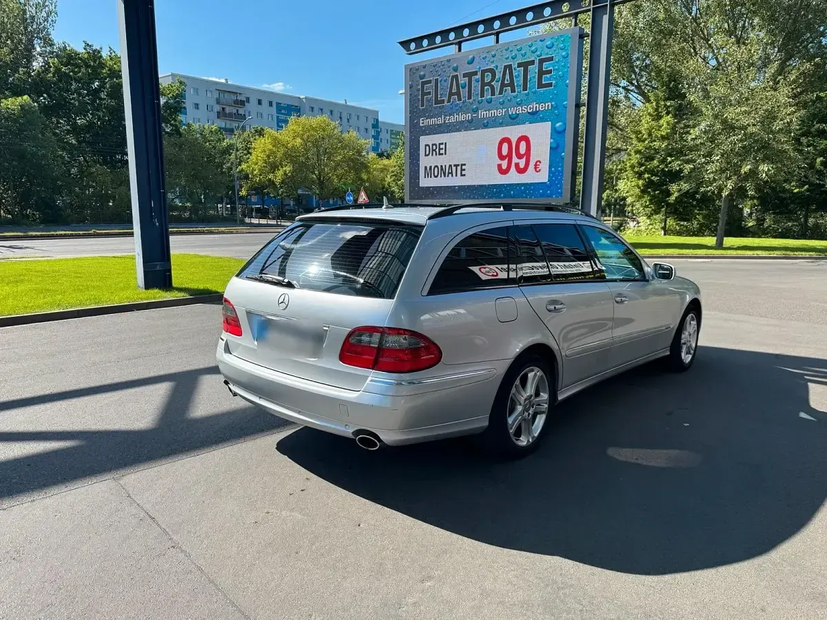 Gebraucht Mercedes E320 224 PS (164 kW) 2006 Grau Kombi