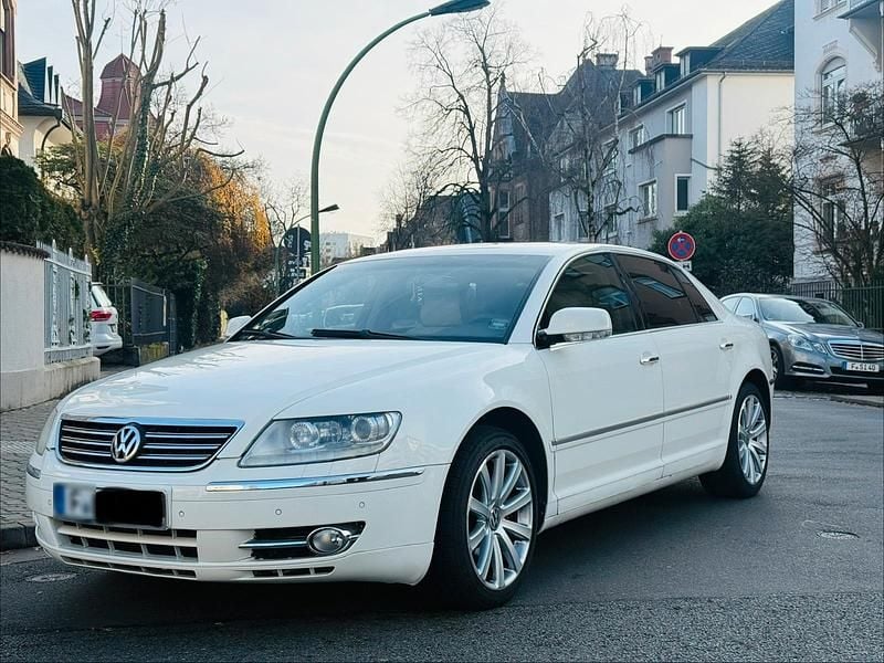 Gebraucht VW Phaeton 239 PS (175 kW) 2010 Weiß Limousine