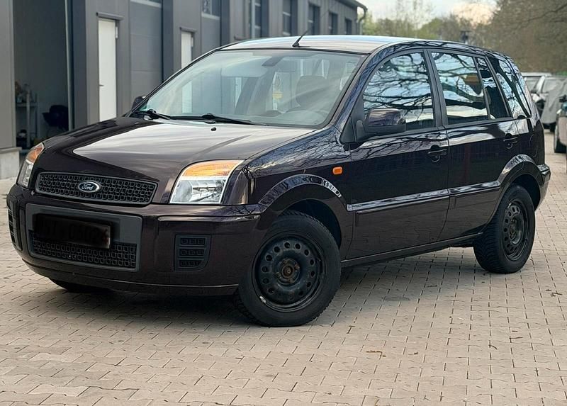 Gebraucht Ford Fusion 80 PS (58 kW) 2011 Braun Kleinwagen