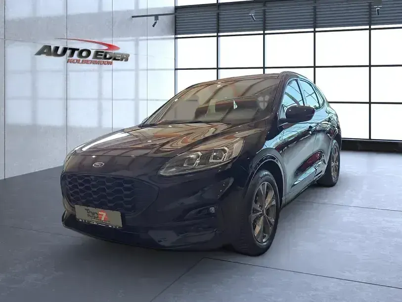 Gebraucht Ford Kuga ST-Line 120 PS (88 kW) 2023 Obsidianschwarz (schwarz) SUV