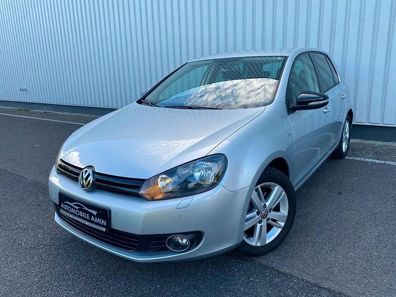 Silber Gebraucht 2012 VW Golf VI Match Limousine | 8.900 € (Fairer Preis) - Bild 1/4