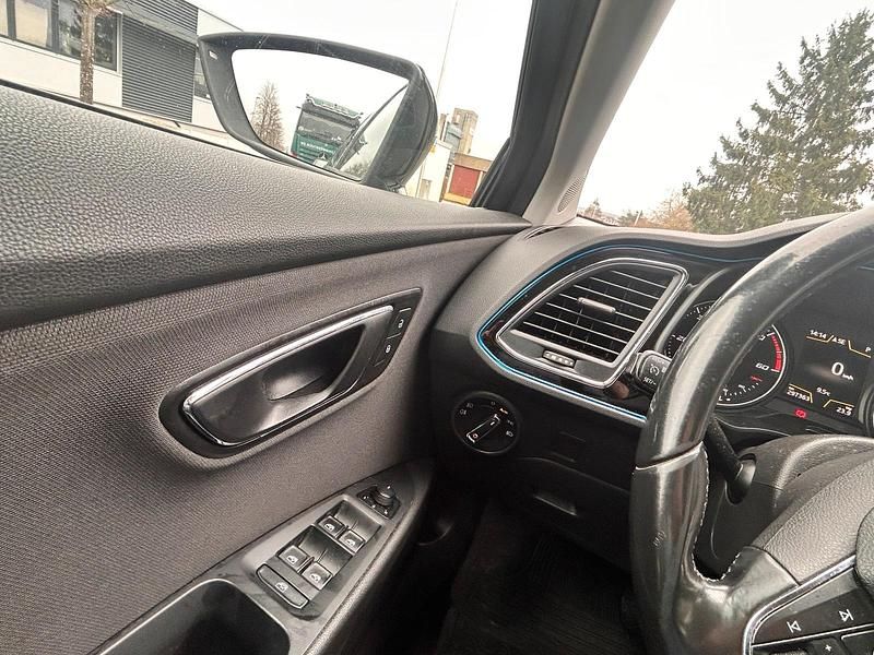 Gebraucht Seat Leon 150 PS (110 kW) 2016 Schwarz Kombi