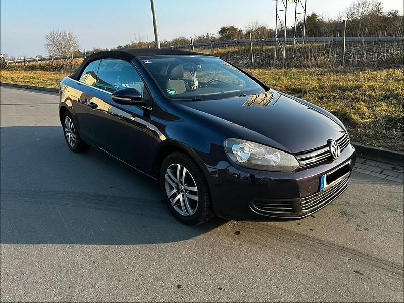 Gebraucht VW Golf VI 105 PS (77 kW) 2012 Violet Kleinwagen