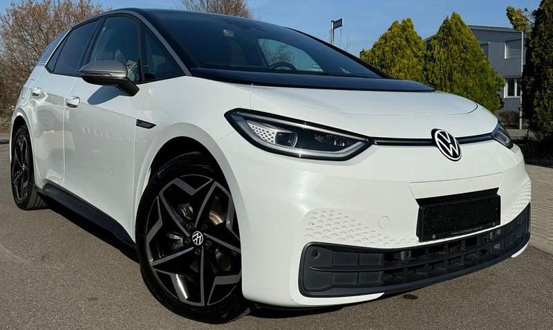Gletscherweiß metallic Gebraucht 2020 VW ID.3 Pro Performance Kleinwagen | 16.500 € (Fairer Preis) - Bild 1/4