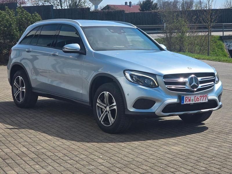 Gebraucht Mercedes GLC220 170 PS (125 kW) 2016 Silber SUV