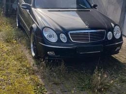 Mercedes E320