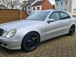 Mercedes E320