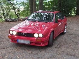 Alfa Romeo GTV