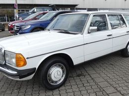 Mercedes 230