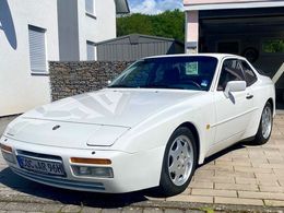 Porsche 944 S2