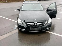 Mercedes E220