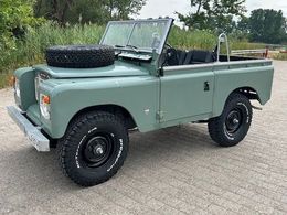 Land Rover 3