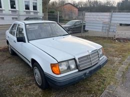 Mercedes 200