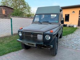 Mercedes G230