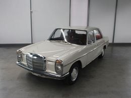 Mercedes W114