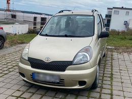 Toyota Yaris Verso