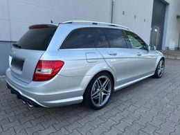 Mercedes C63 AMG