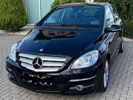 Mercedes B200