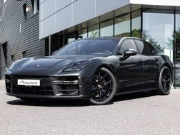 Porsche Panamera 4