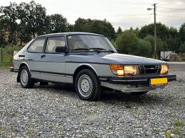 Saab 900