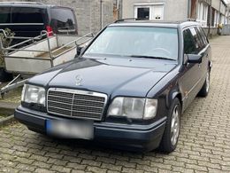 Mercedes E320