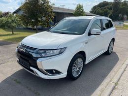 Mitsubishi Outlander P-HEV