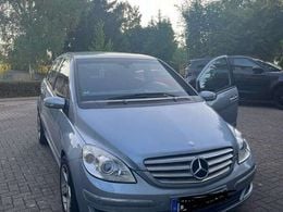 Mercedes B180