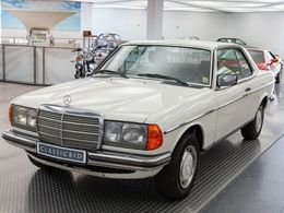 Mercedes 230