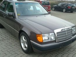 Mercedes E200