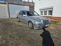 Mercedes C240