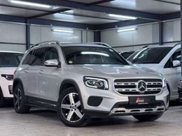 Mercedes GLB200