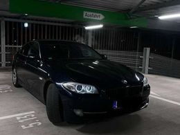 BMW 523