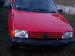 Peugeot 205