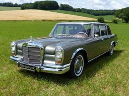 Mercedes 600