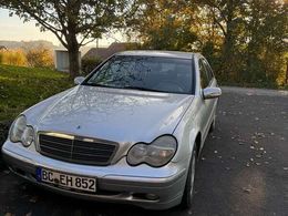 Mercedes C180