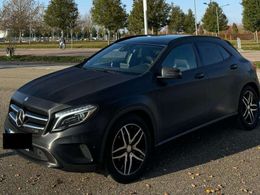 Mercedes GLA220