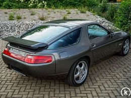 Porsche 928