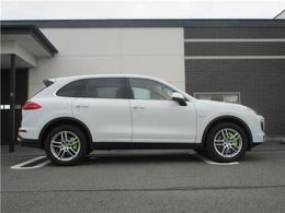 Porsche Cayenne S E-Hybrid