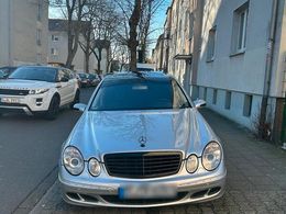 Mercedes E320