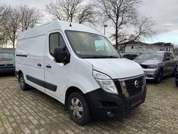 Nissan NV400