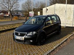 VW Touran Cross