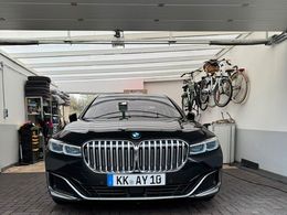 BMW 740