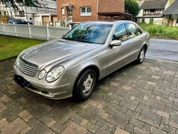 Mercedes E320