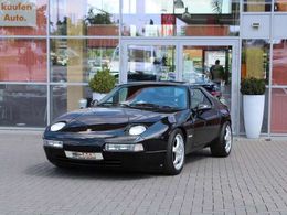 Porsche 928