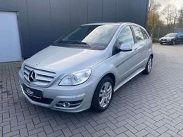 Mercedes B200