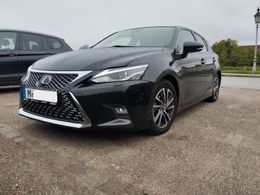 Lexus CT200h