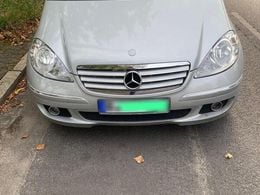 Mercedes A200