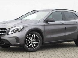 Mercedes GLA220