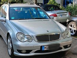 Mercedes C32 AMG