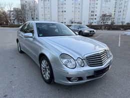 Mercedes E320